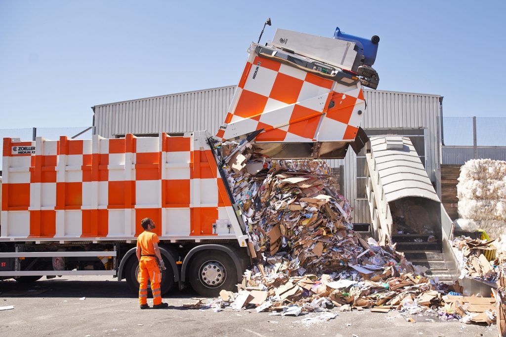 Berlin Recycling Papier LKW