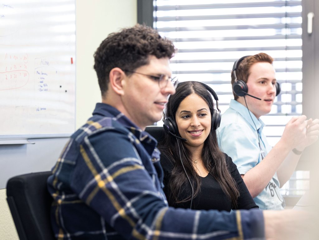 tegos Mitarbeiter im Office